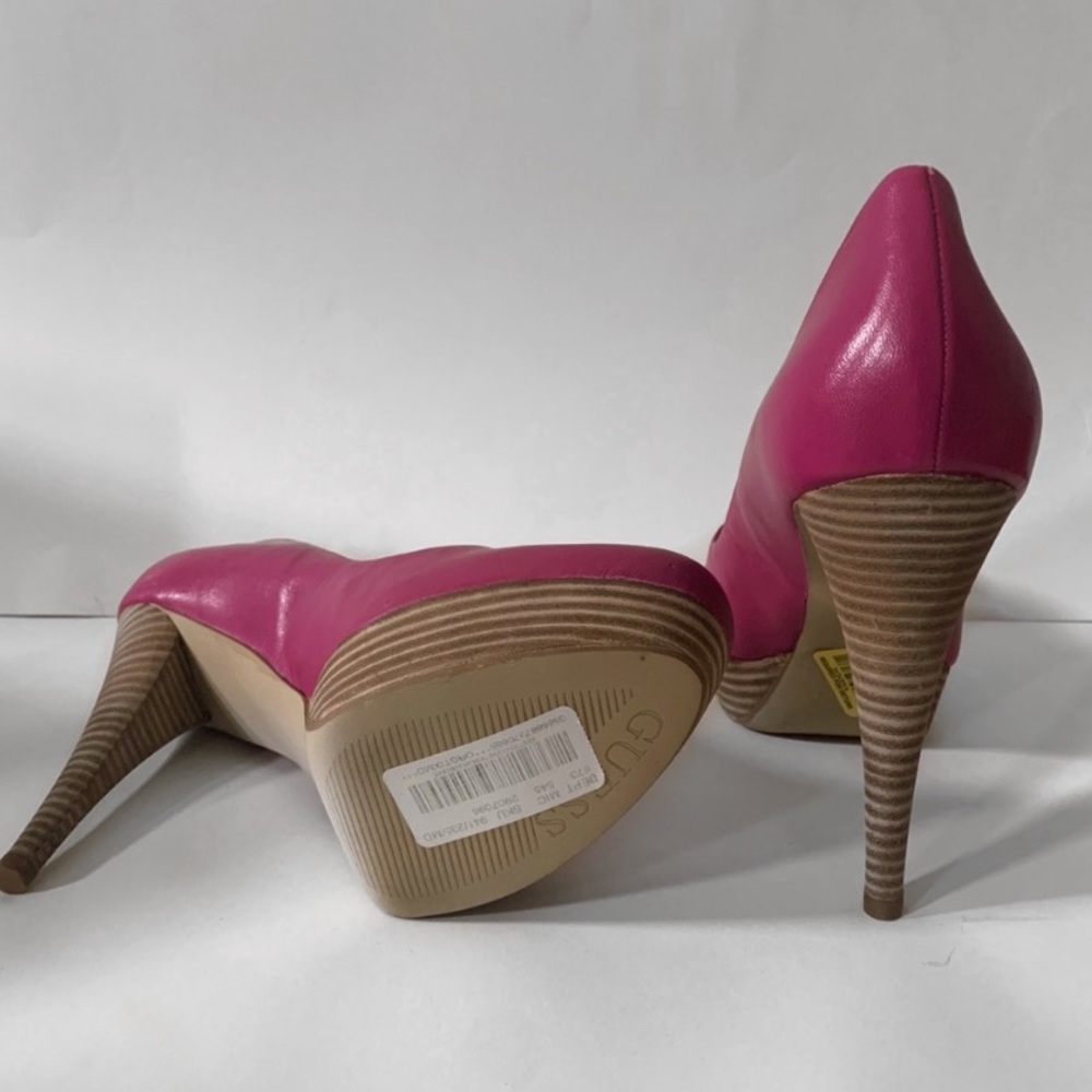 Guess Pink Heels - Picture 4 of 6
